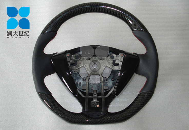 碳纤维方向盘厂家